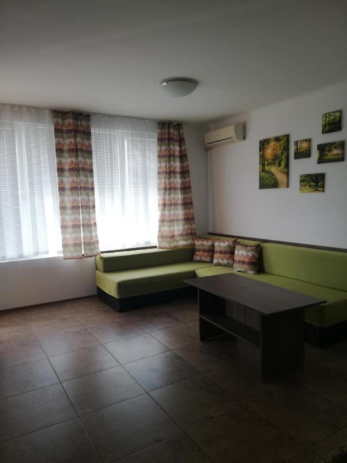 Apartamenti Zhelezovi Πομόριε Εξωτερικό φωτογραφία