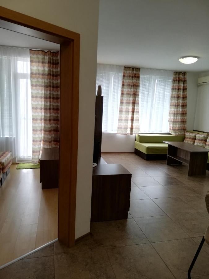 Apartamenti Zhelezovi Πομόριε Εξωτερικό φωτογραφία